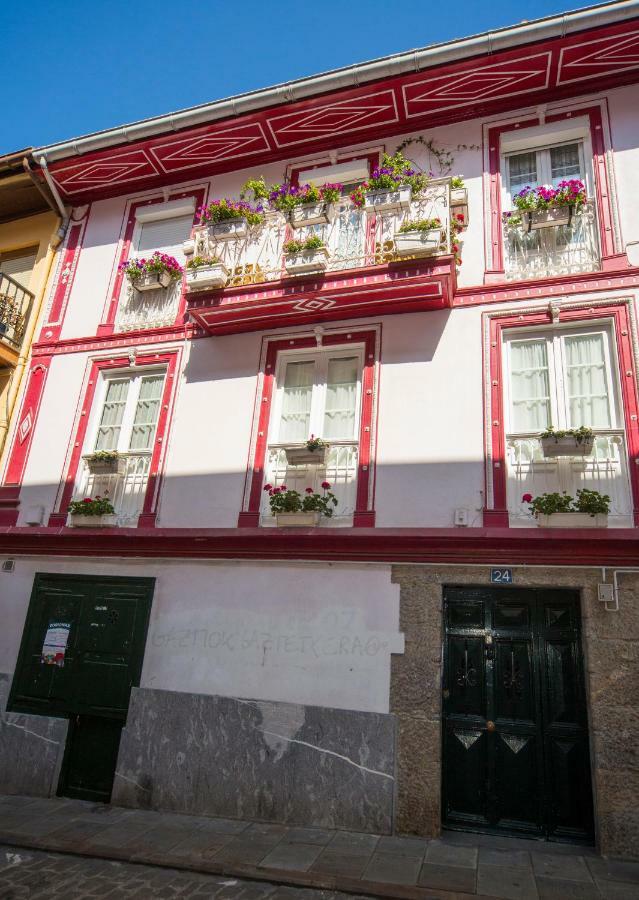 Apartament La Casa Roja De Saioa Lekeitio Zewnętrze zdjęcie